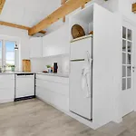 3 Bedroom Beautiful In Holiday home