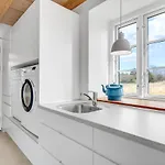 3 Bedroom Beautiful In *